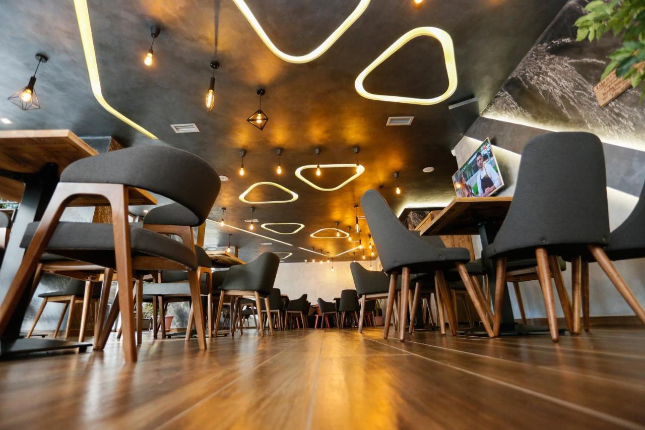 Lubjana Hotel Драч Екстериор снимка