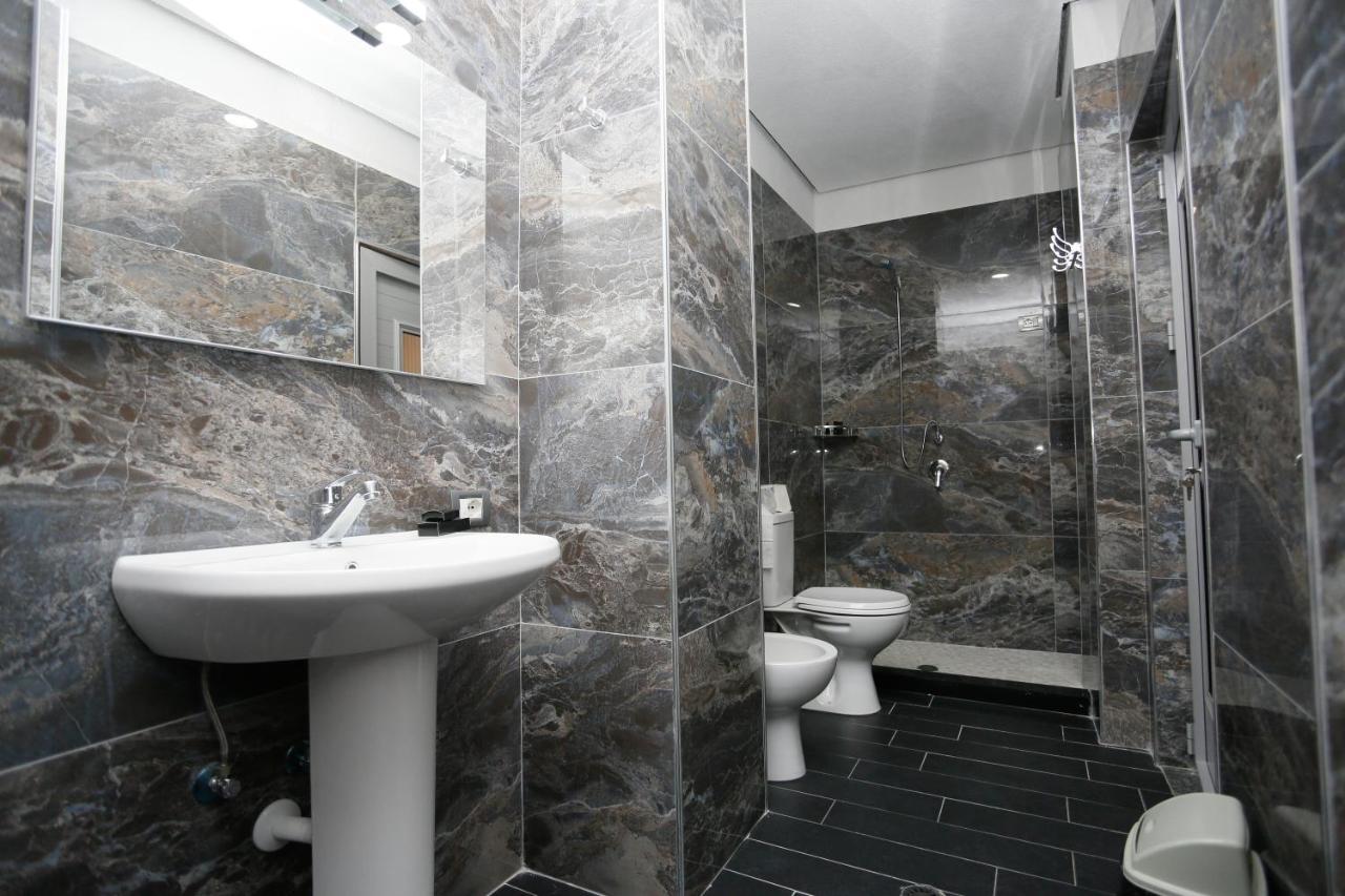 Lubjana Hotel Драч Екстериор снимка