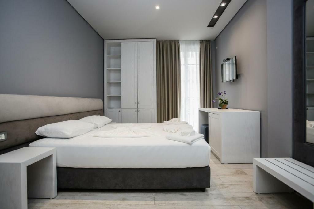 Lubjana Hotel Драч Екстериор снимка